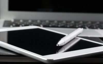 Tablet do wideokonferencji, prezentacji i notatek — jedno urządzenie do wielu zadań